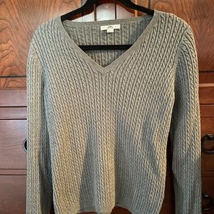 Anne Klein Sport women’s gray v-neck sweater, size Large